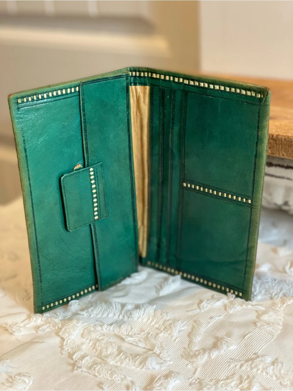 Vintage embossed Green Embossed Leather Wallet